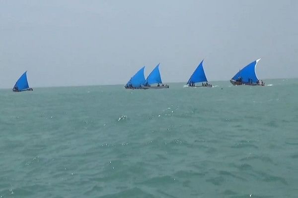 போட்டியில் பங்கேற்ற படகுகள்