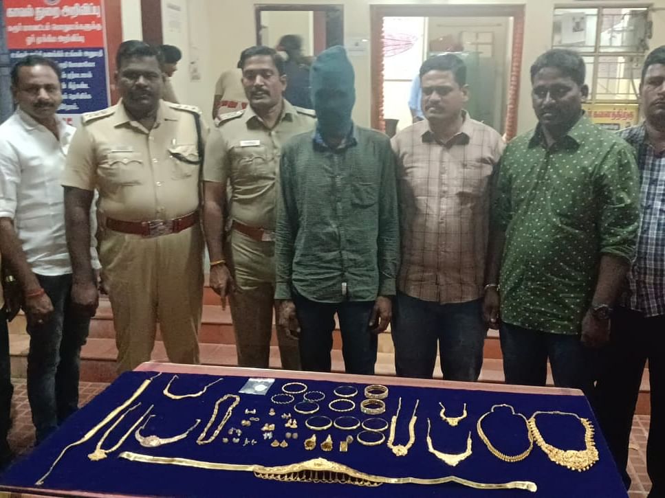 கரூர்: 100 பவுன் நகை கொள்ளை... 7 நாள்களில் குற்றவாளியைக் கைதுசெய்த போலீஸ்! - நடந்தது என்ன?