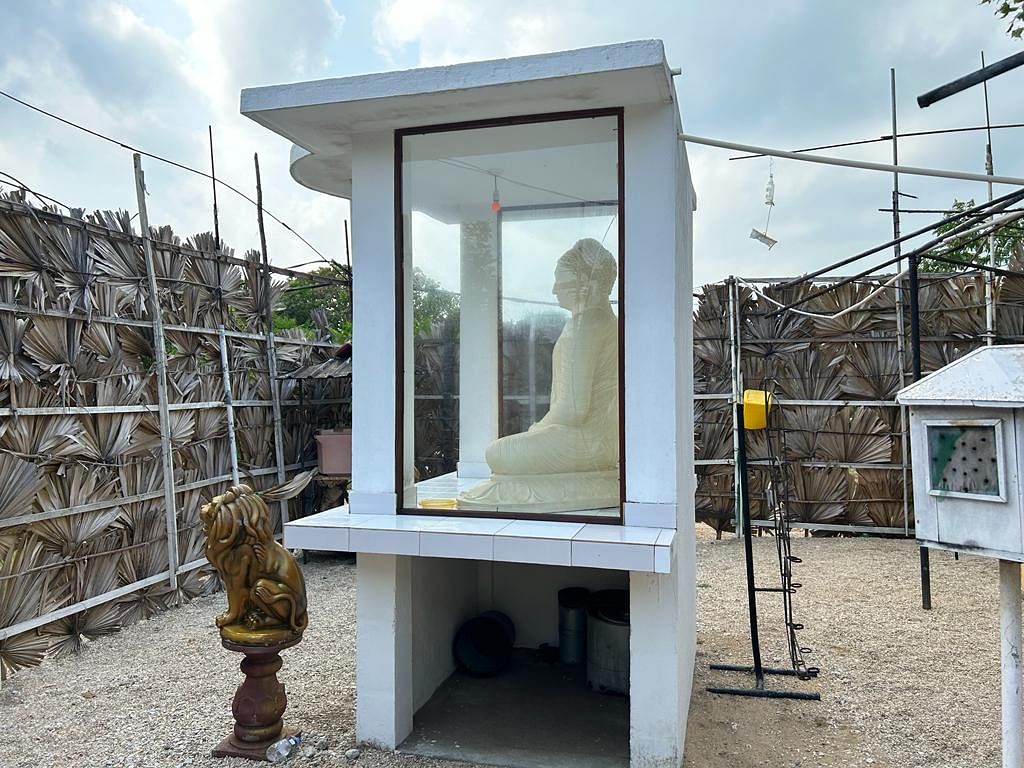 கச்சத்தீவில் திடீரென அமைக்கப்பட்டிருக்கும் புத்தர் கோயில்