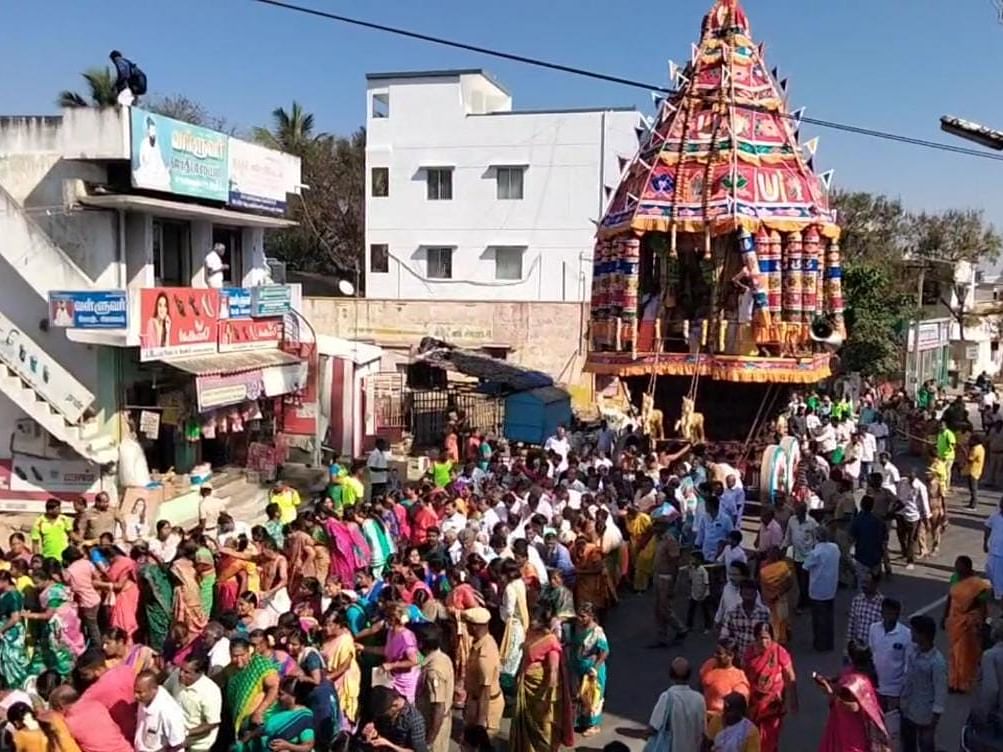 மாசி மகத்திருவிழா: ஸ்ரீ கல்யாண வெங்கட்ரமண சுவாமி கோயில் தேரோட்டம் - வடம் பிடித்த பக்தர்கள்!