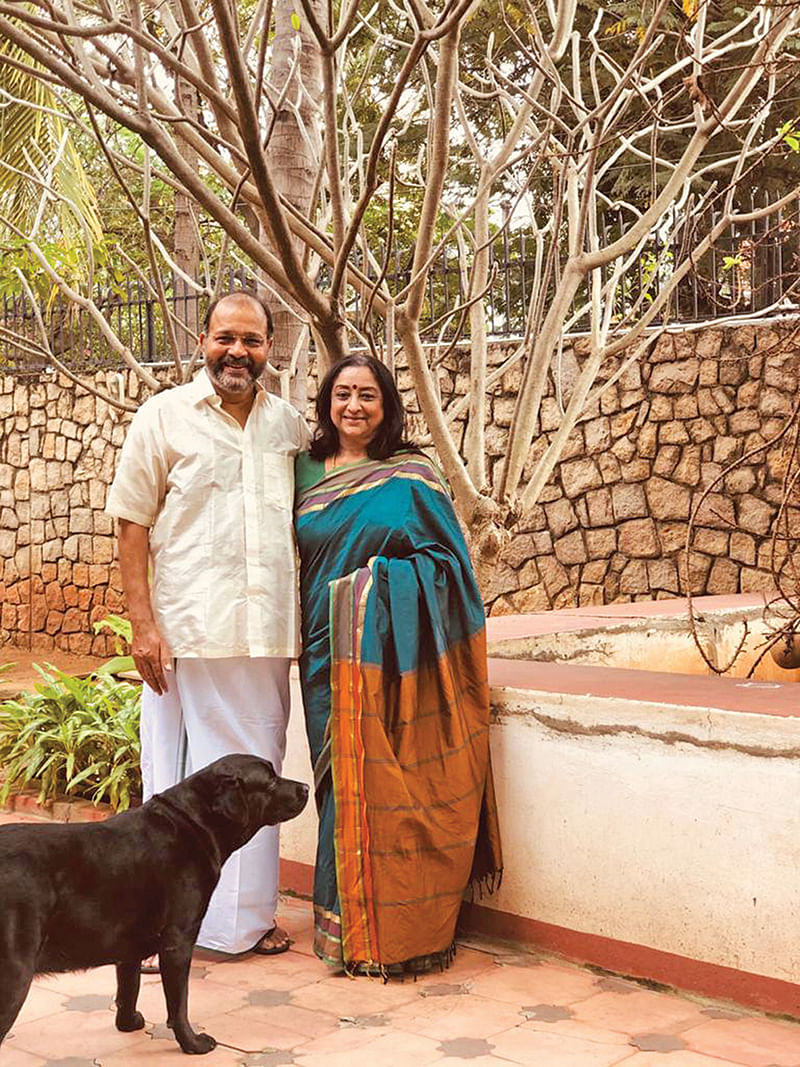 லட்சுமி-சிவ சந்திரன்