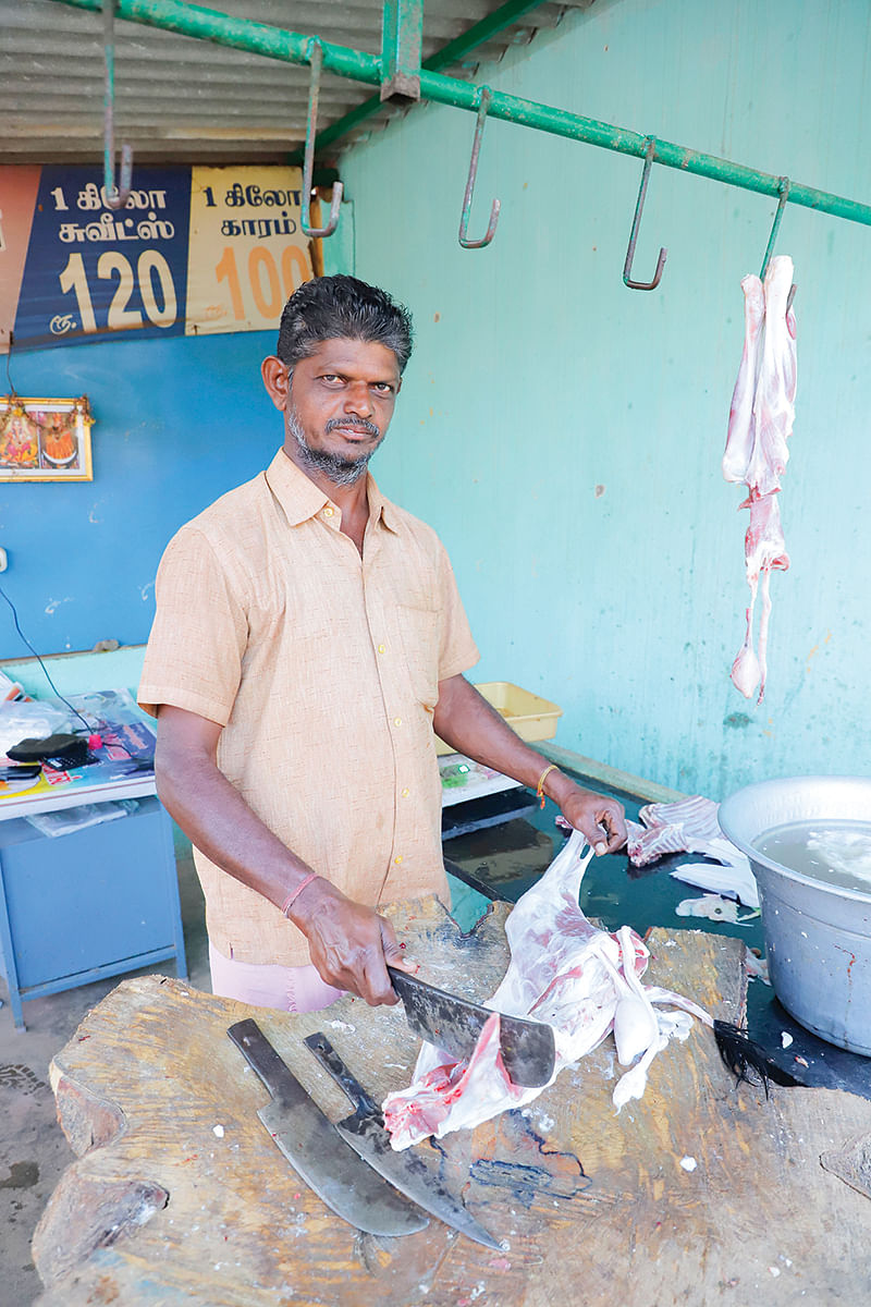 கறிக்கடையில்