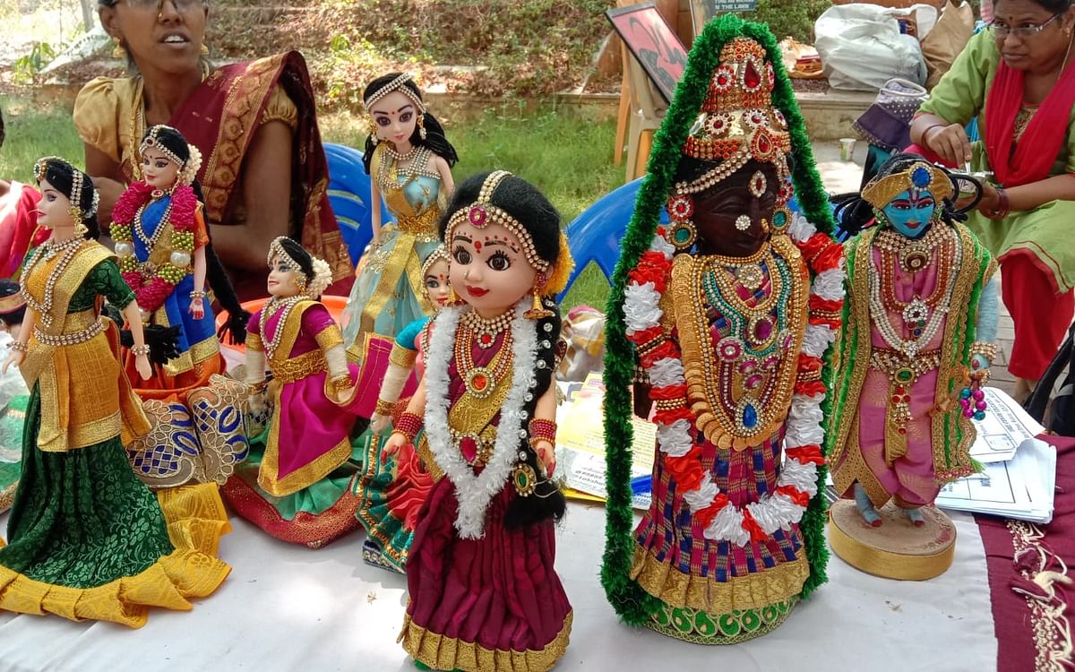 மதுரை: உணவு முதல் உடைகள் வரை... ஆச்சர்யப்படுத்திய அகிம்சா சந்தை!