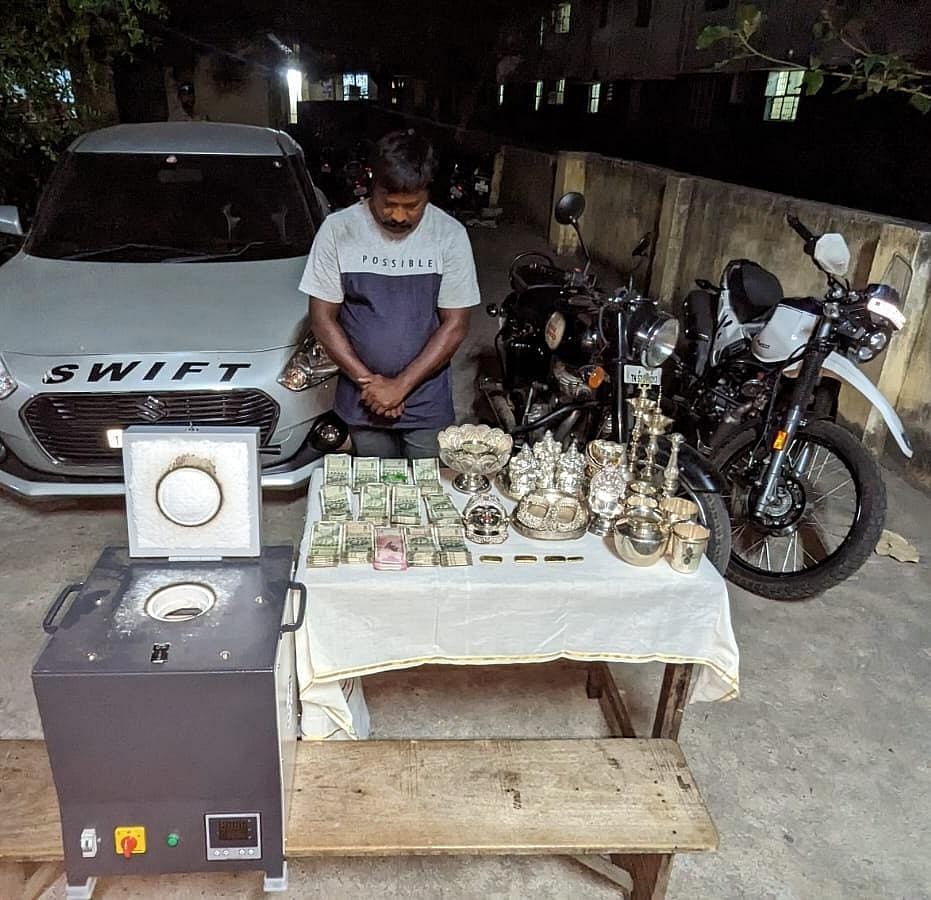 மருத்துவர் வீட்டுக்குள் புகுந்து கத்திமுனையில் மிரட்டி நகை, பணம் கொள்ளை; கொள்ளையன் சிக்கியது எப்படி?