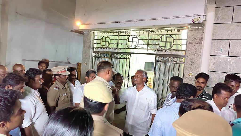 தரணி முருகேசன் வீட்டில் எஸ்.பி தங்கதுரை ஆய்வு