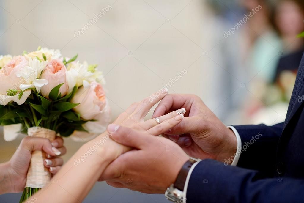 `தனிக்குடித்தனத்துக்கு கட்டாயப்படுத்தினால் மனைவியை கணவர் விவாகரத்து செய்யலாம்’ - உயர் நீதிமன்றம்