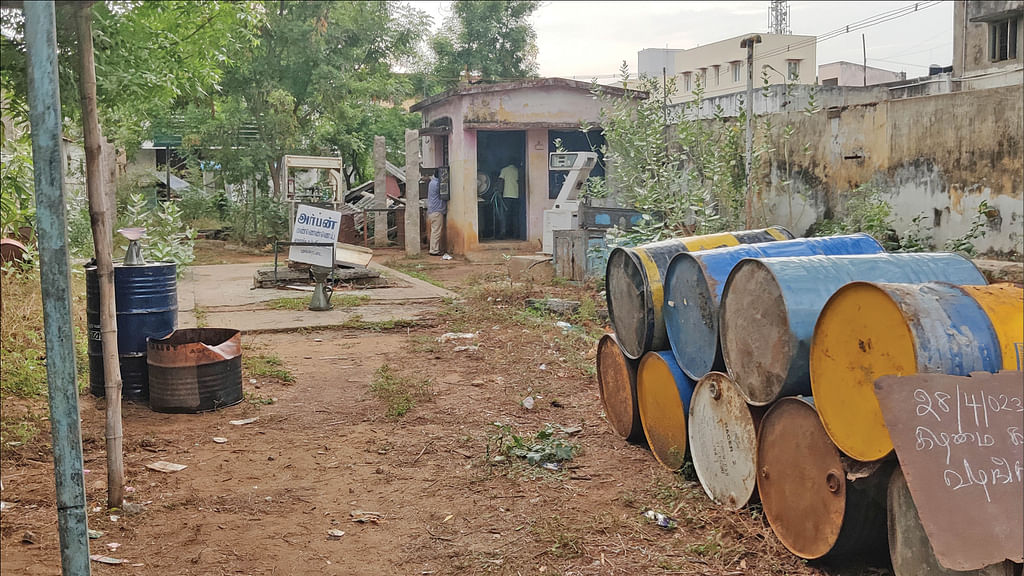 நுகர்வோர் கூட்டுறவு மொத்த விற்பனை பண்டகசாலை