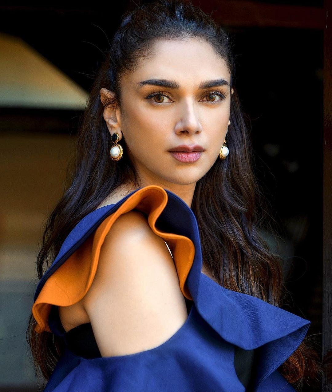 Aditi Rao Hydari: நடிகை அதிதி ராவின் கலக்கல் க்ளிக்ஸ் |Photo Album  