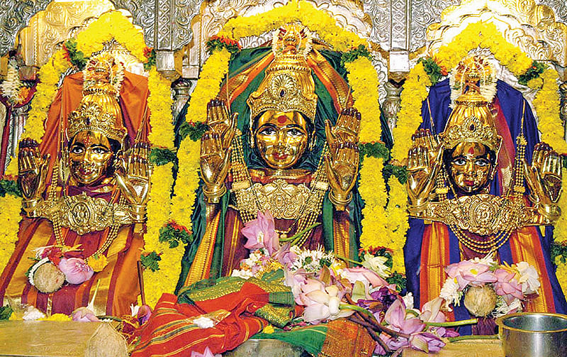 மகாகாளி, மகாலட்சுமி, மகாசரஸ்வதி