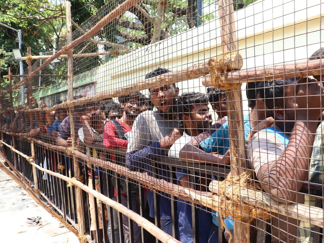 `20% டிக்கெட்தான் ரசிகர்களுக்கு! அப்ப மற்றவை?'- சேப்பாக்கம் டிக்கெட் விற்பனையில் என்னதான் நடக்கிறது?