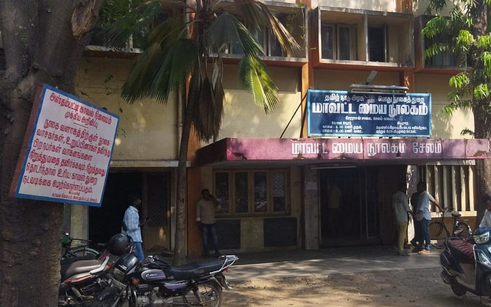 சேலம்: கல்லூரி மாணவிகளை பட்டப் பெயர் வைத்து அழைத்த ரெளடி - பரவிய வீடியோ; போலீஸ் விசாரணை