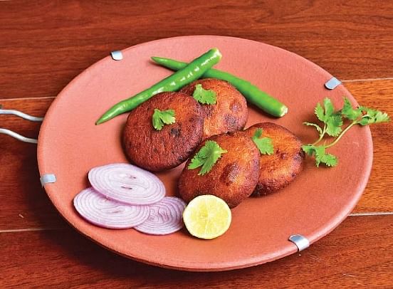 இந்தோரி கோகனட் பேட்டீஸ்