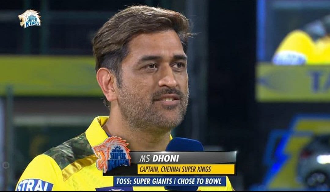 Dhoni : `15 வருடத்தில் இதுதான் முதல் முறை; ரசிகர்கள்... ' - சேப்பாக்கத்தில் நெகிழ்ந்த தோனி!