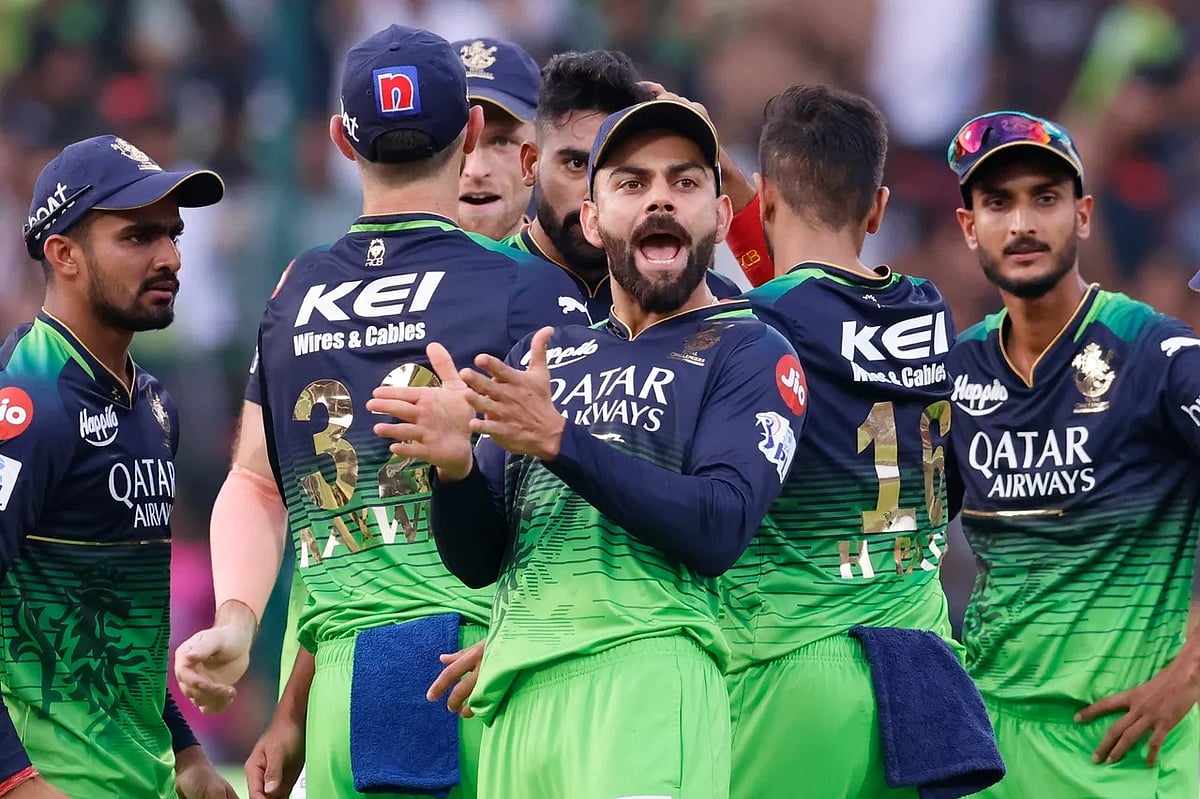 RCBvRR : மேலே ஏறும் பெங்களூரு; நூலிழையில் தவறவிட்ட ராஜஸ்தான்; என்ன நடந்தது?