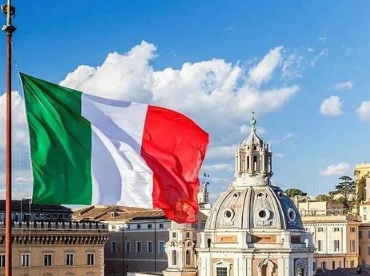 `அலுவல் பணிகளில் ஆங்கிலம் இருக்கக்கூடாது’ - இத்தாலியின்
புதிய சட்டம் என்ன சொல்கிறது?