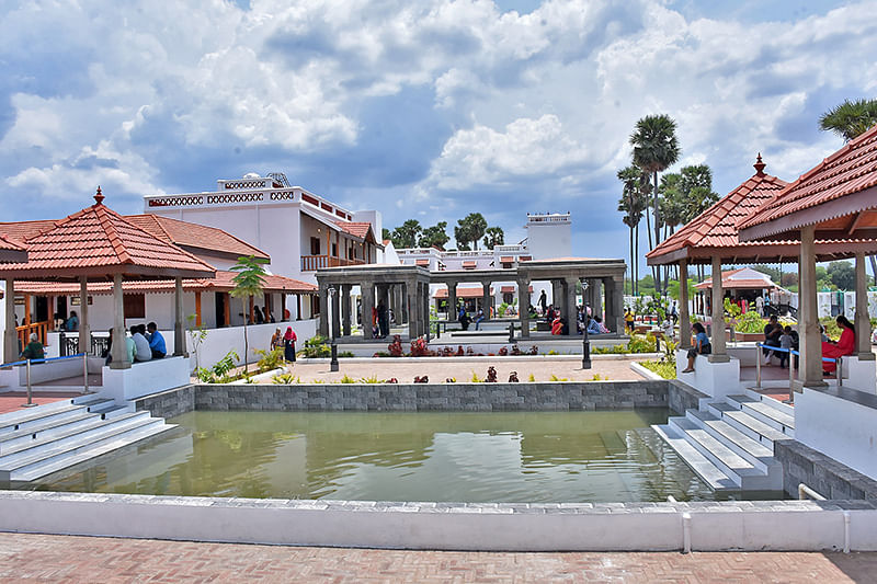 கீழடி
