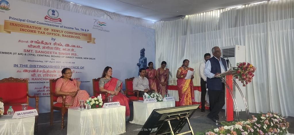 தமிழ்நாடு மற்றும் புதுச்சேரி வருமான வரி முதன்மை ஆணையர் ரவீந்திரன் ராமசாமி பேசும் போது..