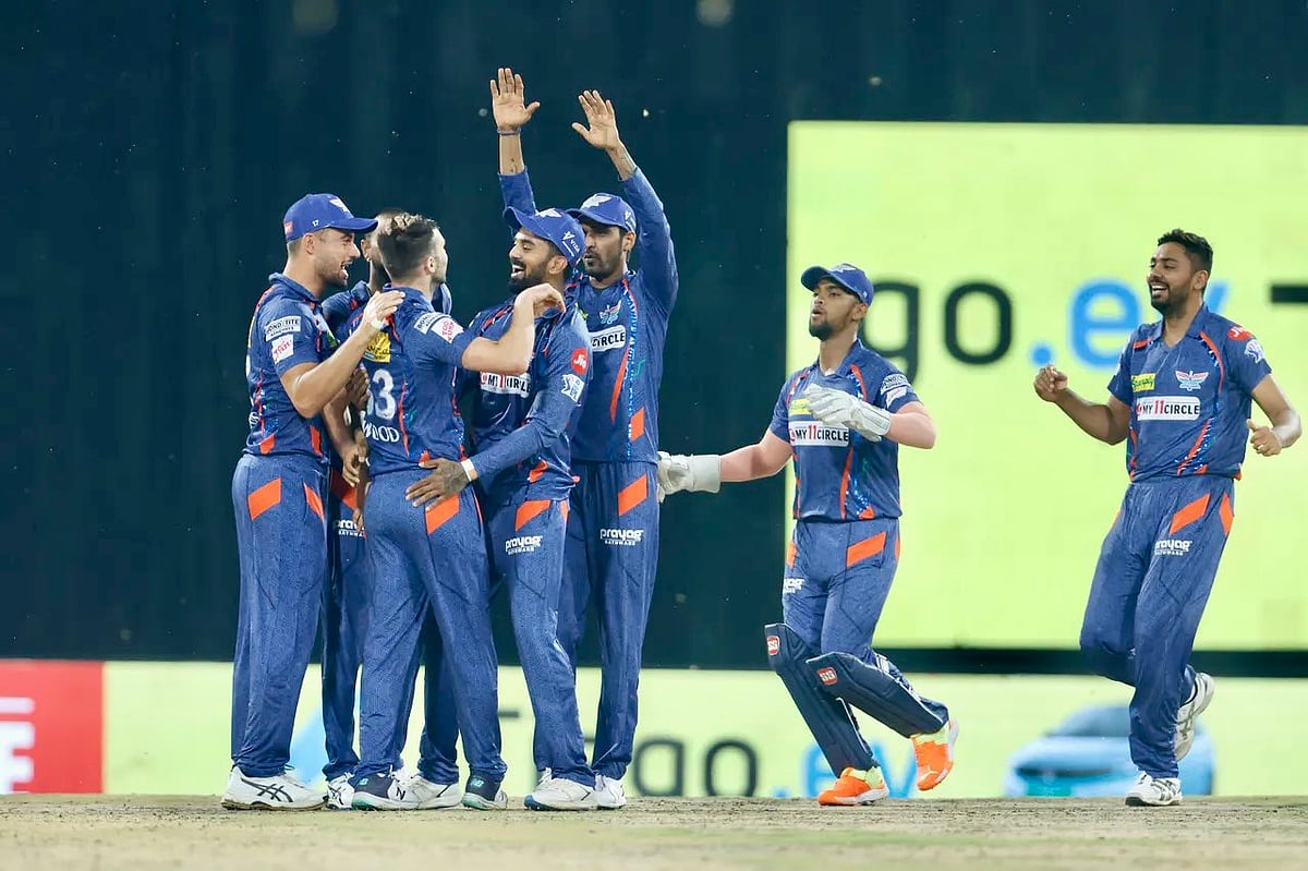 LSG Vs DC : ஆட்டத்தையே மாற்றிய மார்க்வுட்டின் மின்னல் வேக டெலிவரிகள்; டெல்லியை வீழ்த்தியது லக்னோ!