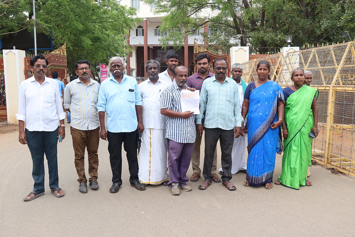 வி.ஏ.ஓ கொலை வழக்கு; `முறப்பநாடு போலீஸாரைக் கைதுசெய்ய வேண்டும்' - தாமிரபரணி பாதுகாப்பு இயக்கம் 