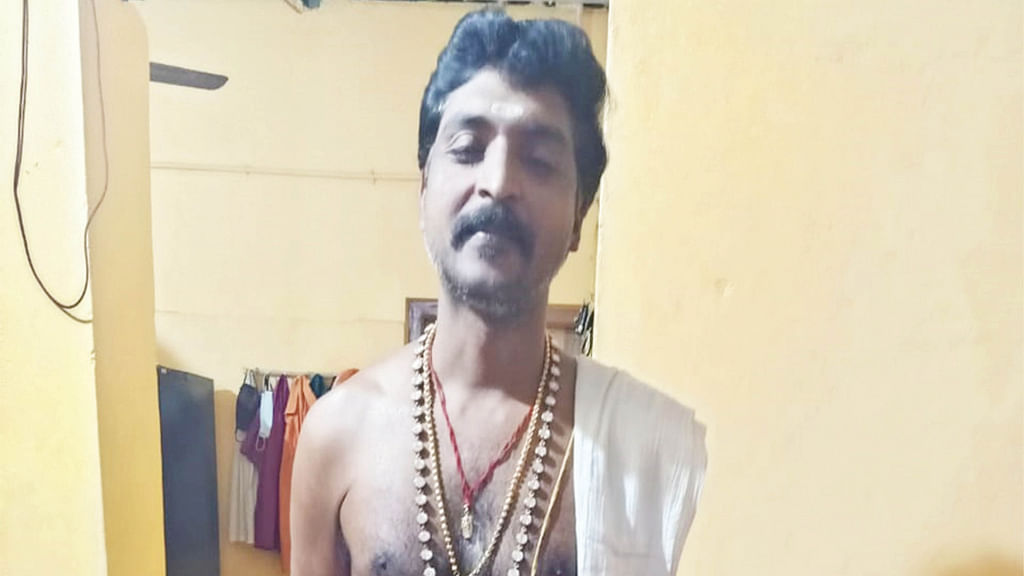 பூசாரி சுரேஷ்குமார்