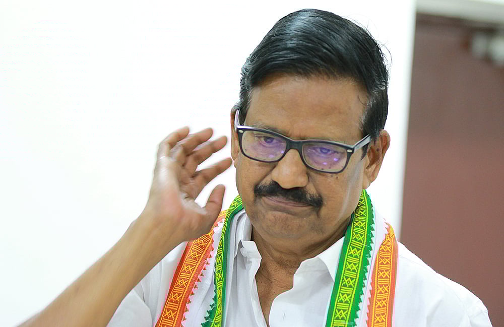 தமிழக காங்கிரஸ் தலைவர் பதவி: டெல்லியில் கே.எஸ்.அழகிரியின் மூவ் 'கை' கொடுக்குமா?!