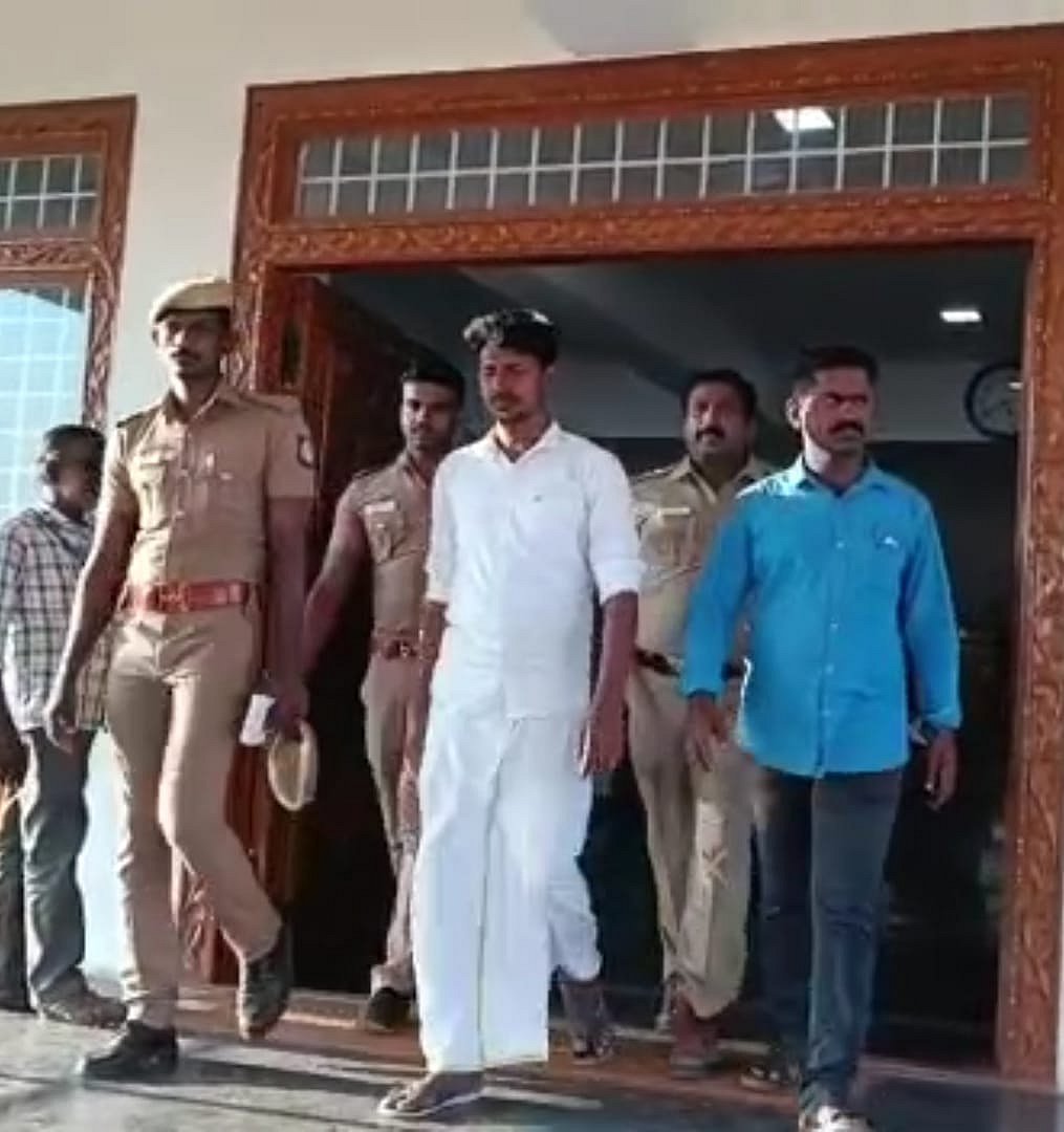 ஒருதலைக் காதல்; ஜாமீனில் வந்தவர் தாய், மகளை வெட்டிக் கொல்ல முயற்சி! - இளைஞருக்கு இரட்டை ஆயுள் தண்டனை