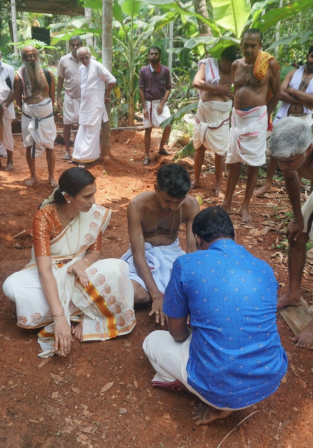 கேரளா: 5 நாள்கள்; 35 வேதியர்கள்; 4 ஏக்கரில் யாகசாலை; நினைத்த வரம் தரும் அபூர்வமான சோமயாக மகிமைகள்!