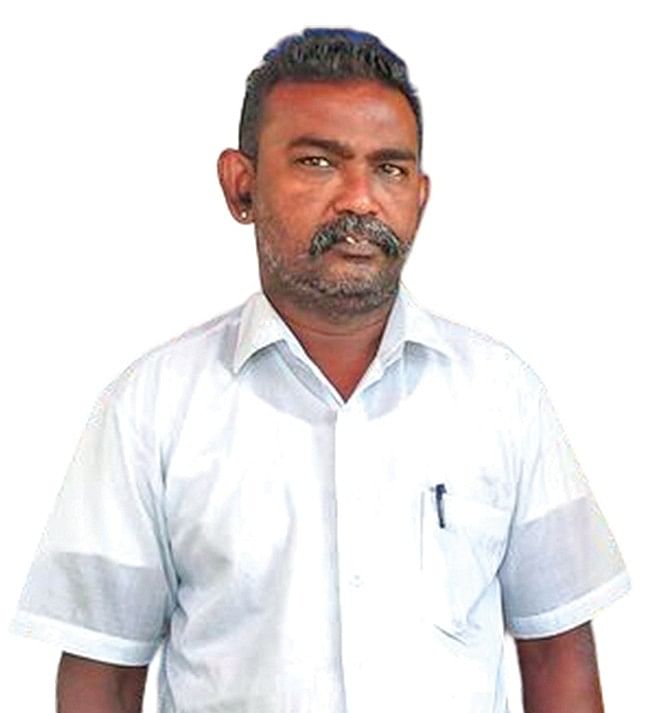 கிராம நிர்வாக அலுவலர் லூர்து பிரான்சிஸ்