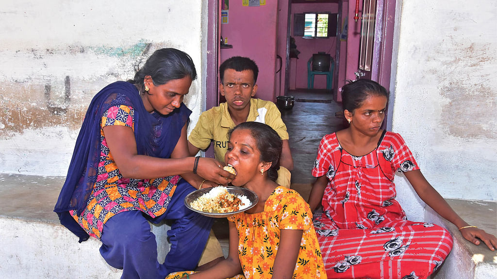 மகேஸ்வரி குடும்பம்