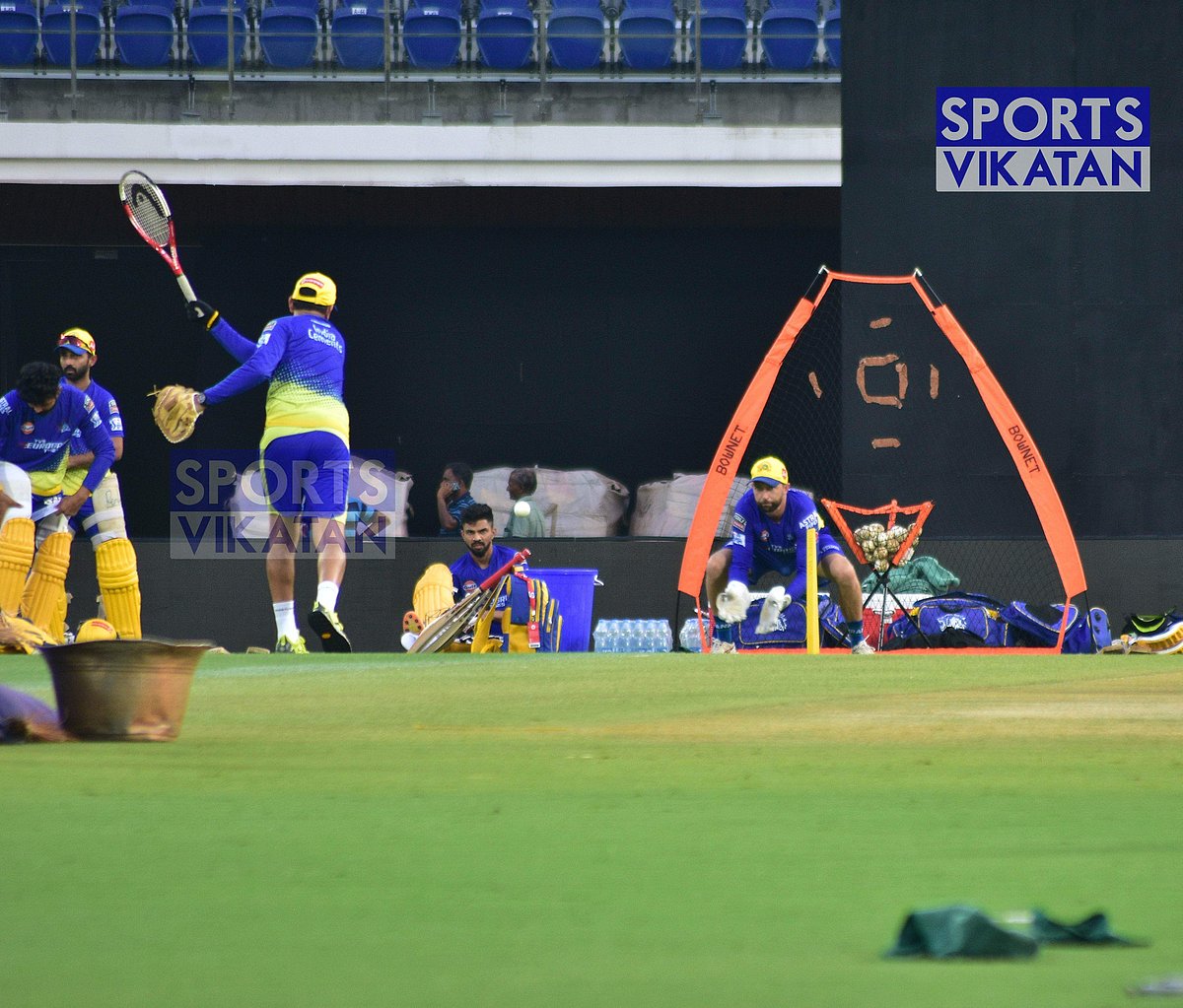 CSKvSRH Vikatan Exclusive : நடராஜனுக்கு அறிவுரை கூறிய ஸ்டெயின்; கீப்பிங் செய்த கான்வே!