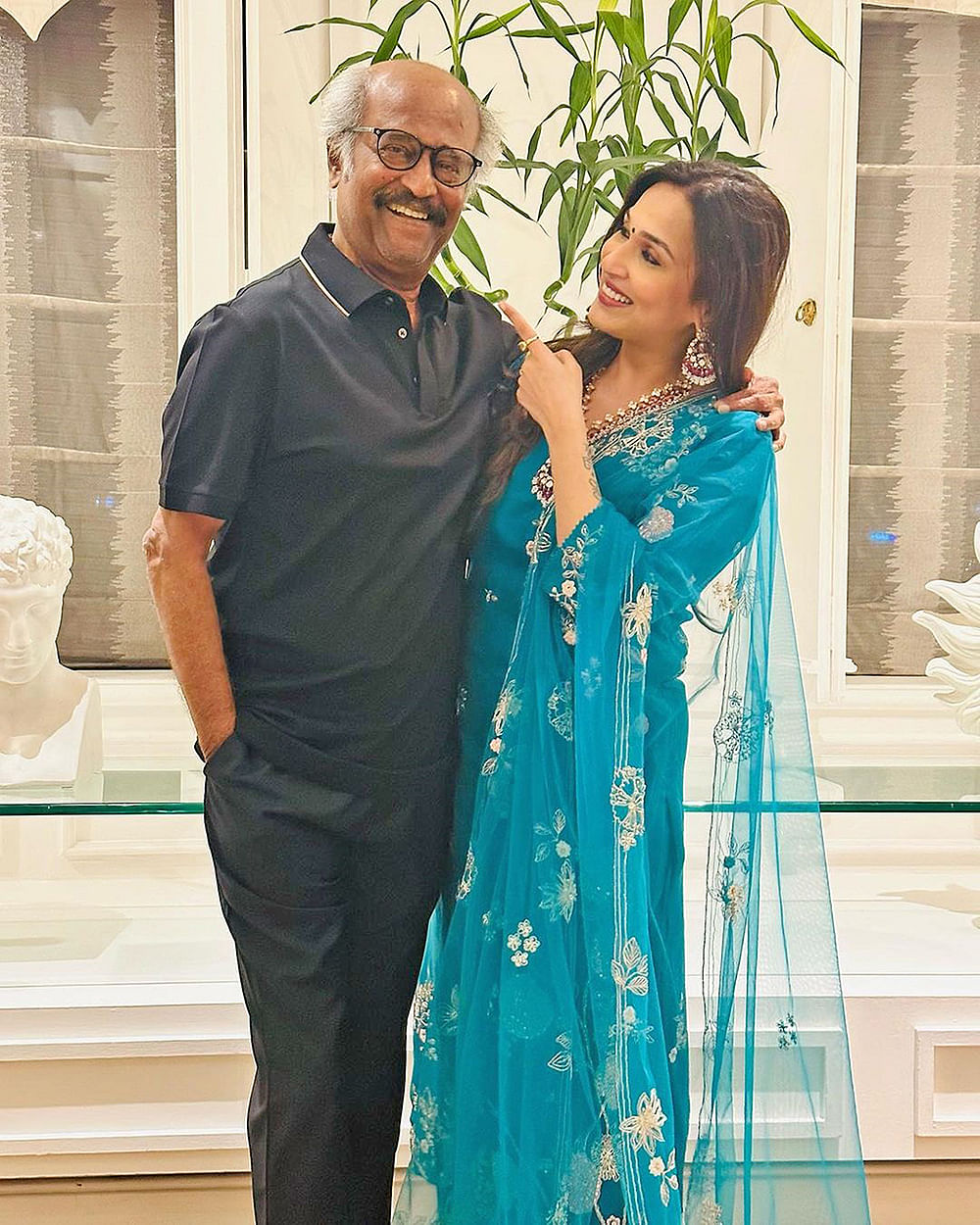 soundaryaarajinikant: சூப்பர் டாடி