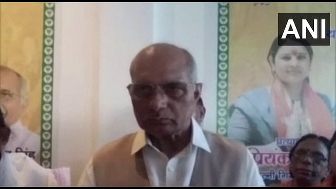 `ரகசியங்களை வெளிப்படுத்தப்போகிறார் என்ற பயம்; அவர்கள்தான் ஆதிக்கைக் கொன்றனர்!' - உ.பி அமைச்சர் பகீர்