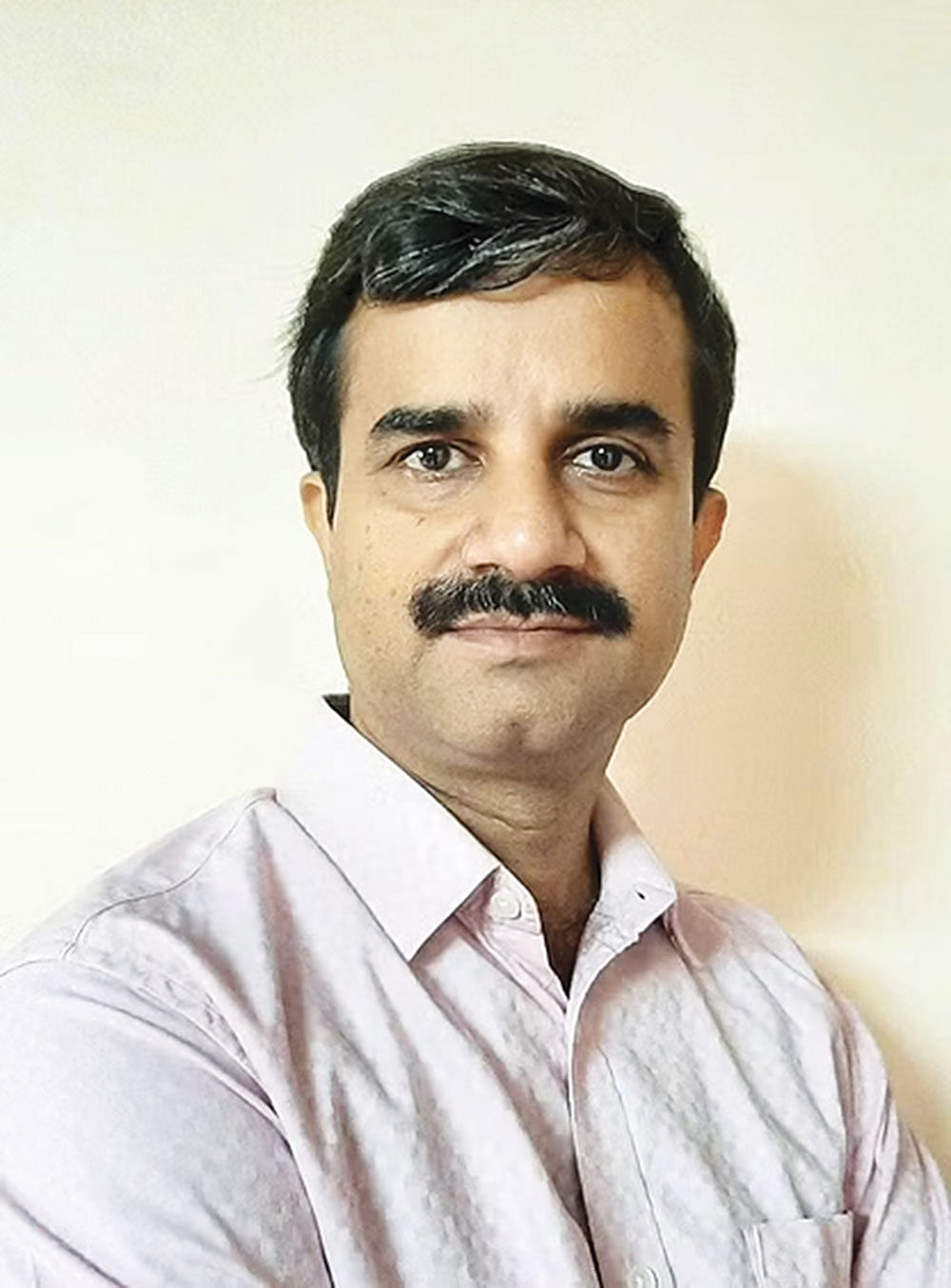 ராமகிருஷ்ணன் விநாயக் நிறுவனர்,
https://www.dakshincapital.com/