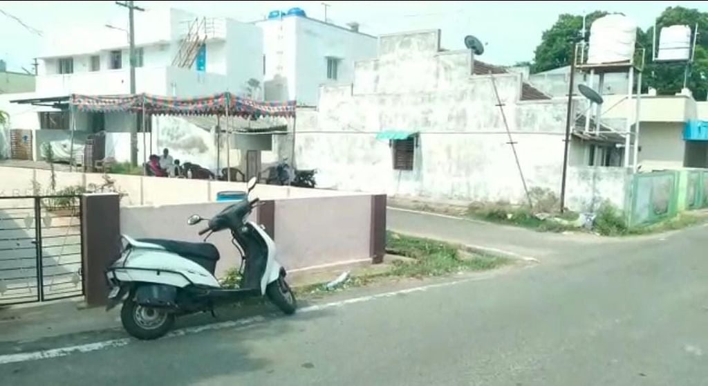 மூதாட்டி வீடு
