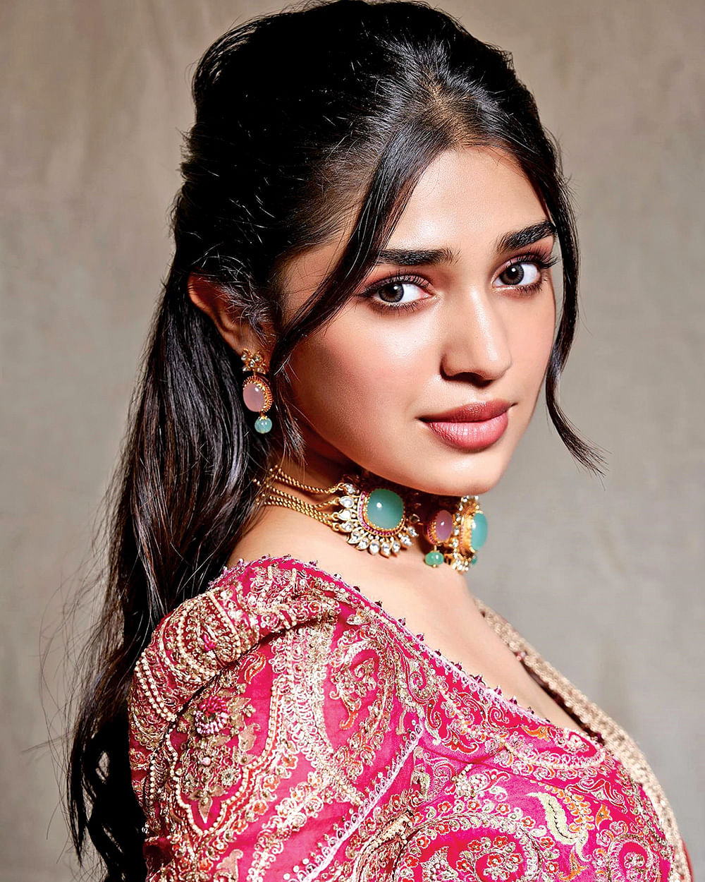 krithi.shetty_official: கில்லிங் கண்ணு!