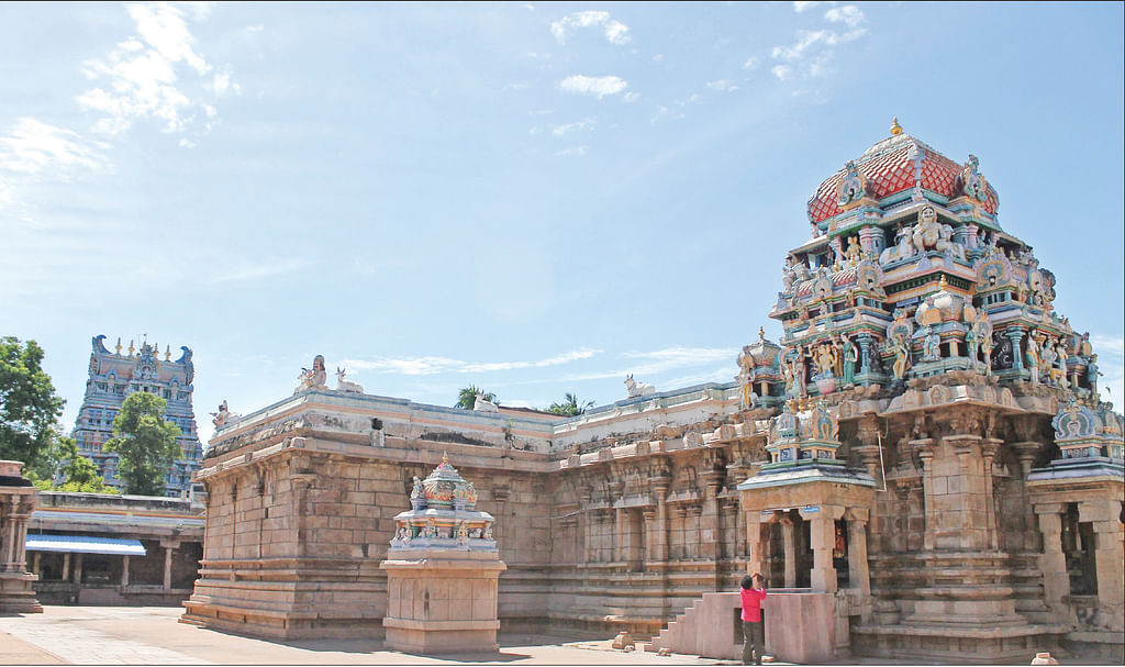 திருவாதவூர் வேதநாயகி அம்மன் உடனுறை திருமறைநாதர் ஆலயம்