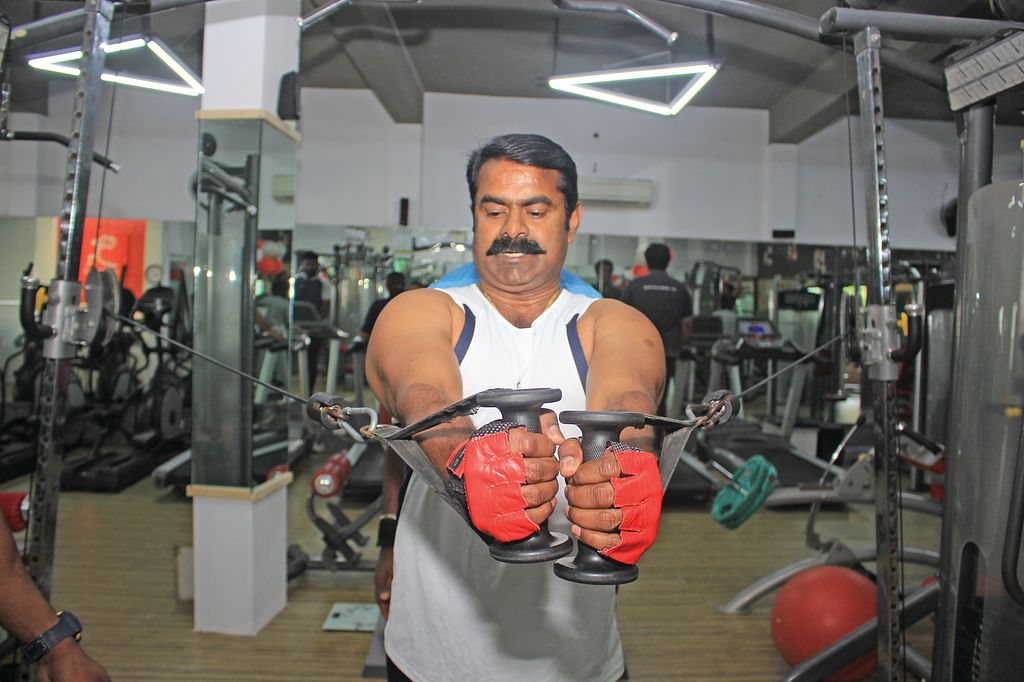 சீமான்