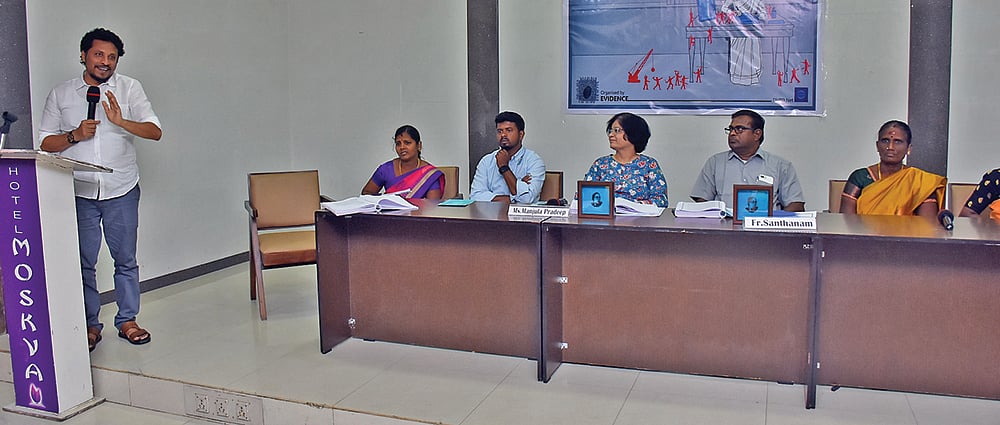 மதுரையில் நடந்த கலந்தாய்வுக் கூட்டம்