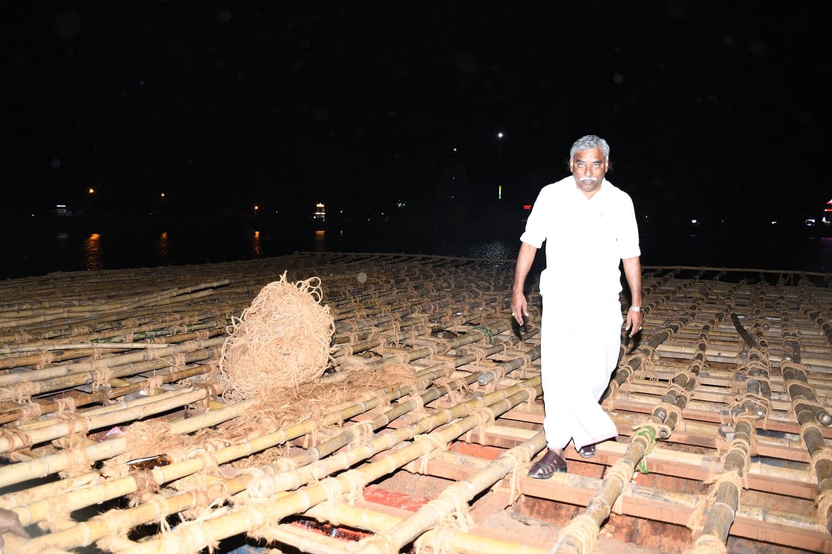 திருவாரூர்: மே 25 -ம் தேதி தெப்பத் திருவிழா; ஏற்பாடுகள் தீவிரம்!