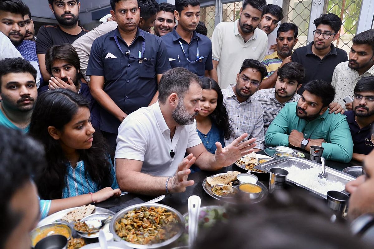 `அனுமதியின்றி நுழைய வேண்டாம்' - ராகுலுக்கு நோட்டீஸ் அனுப்ப டெல்லி பல்கலைக்கழகம் முடிவு! 