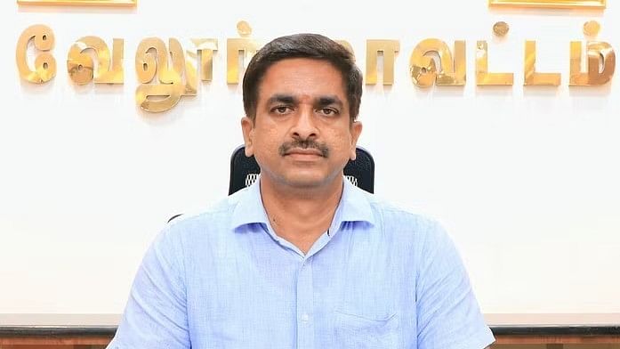 மாவட்ட ஆட்சியர் குமாரவேல் பாண்டியன்