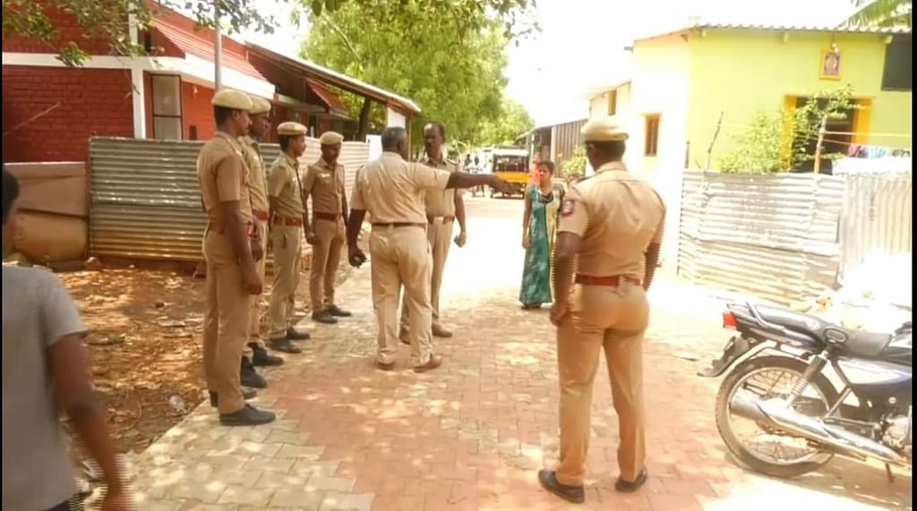நெல்லை: இலங்கைத் தமிழர் முகாமில் பெயின்ட்டர் வெட்டிக் கொலை - உறவினர்கள் போராட்டத்தால் பரபரப்பு!