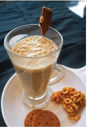 வால்நட் சாக்கோ மில்க்ஷேக்