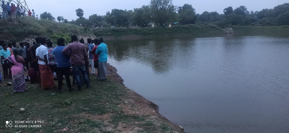 சேலம்: விளையாடச் சென்ற சிறுவர்கள் ஏரியில் மூழ்கி உயிரிழந்த சோகம்! - முதல்வர் இரங்கல்!