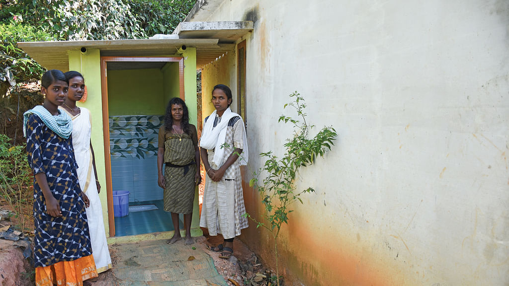மாணவிகள்