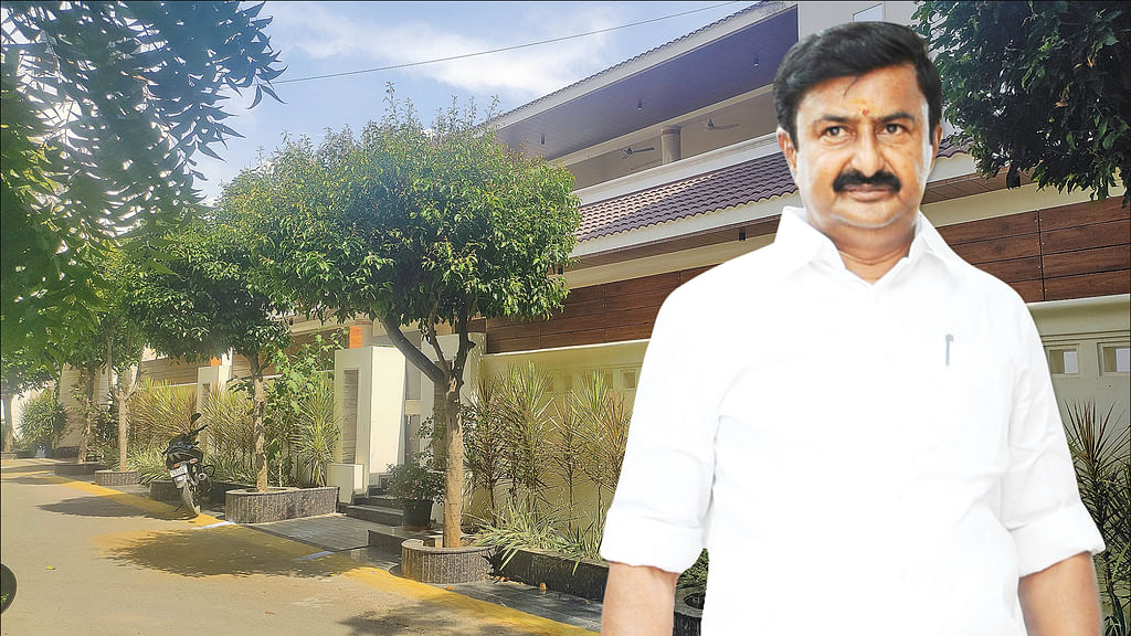அமைச்சர் மு.பெ.சாமிநாதன்