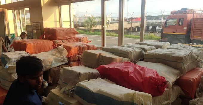 கேரளா: ரூ.1,500 கோடி போதைப்பொருள்கள் பறிமுதல்... பாகிஸ்தான் நபர் சுற்றிவளைப்பு!