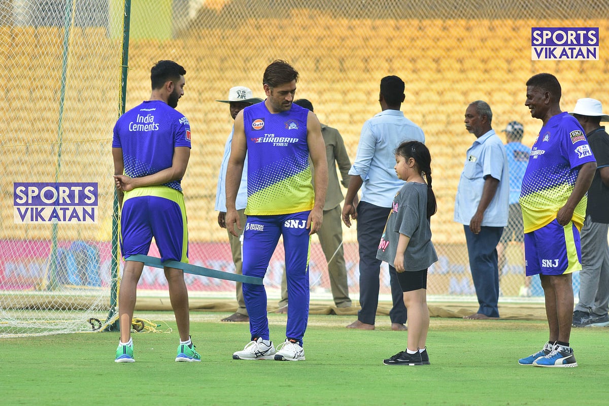 CSK Practice: களத்தில் தோனி மகள்; மொயின் அலி மகன் பௌலிங், உத்தப்பா மகன் பேட்டிங்! | Photo Album
