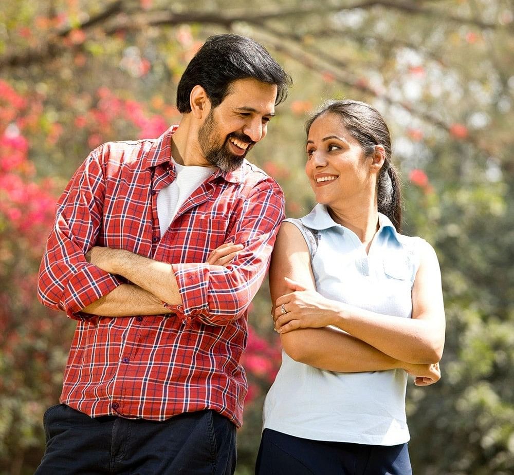 இல்லாத காதல்... ஈர்ப்புக்கு என்ன காரணம்? - பின்னணியும் தீர்வுகளும்!