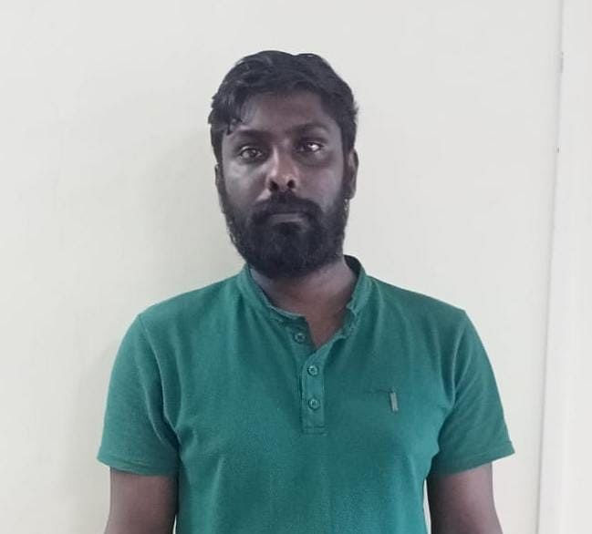 கைது செய்யப்பட்ட எலியாஸ் பிரேம்குமார்